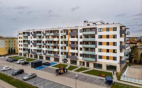 Warsaw Apartments White